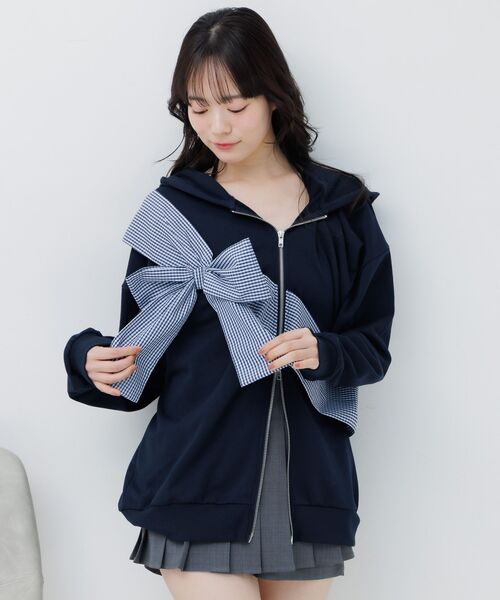 ems excite(エムズエキサイト)の「リボンデザインBIGパーカー(Tシャツ/カットソー・レディース・ダークグレー/ダークブルー・FREE)」の10枚目の写真
