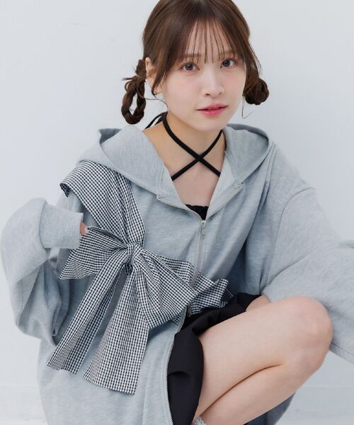 ems excite(エムズエキサイト)の「リボンデザインBIGパーカー(Tシャツ/カットソー・レディース・ダークグレー/ダークブルー・FREE)」の17枚目の写真