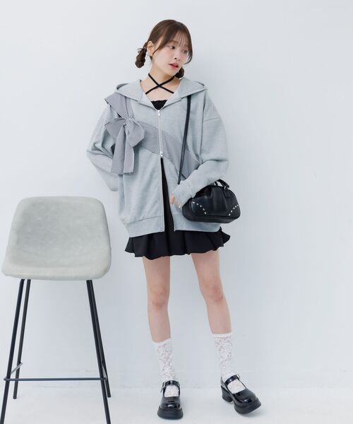 ems excite(エムズエキサイト)の「リボンデザインBIGパーカー(Tシャツ/カットソー・レディース・ダークグレー/ダークブルー・FREE)」の18枚目の写真