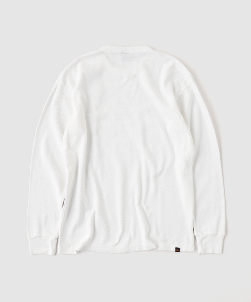Alpha Industries（アルファインダストリーズ）の「ALPHA INDUSTRIES / アルファ インダストリーズ HONEYCOMB WAFFLE LS T-SH（Tシャツ/カットソー・メンズ・ブラック/ホワイト・X-LARGE/LARGE/MEDIUM/SMALL）」の3枚目の写真