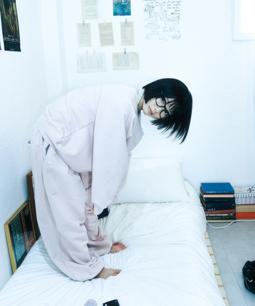 SIWEOL107(シウォル107)の「Crochet Sweat Pants (Baby Pink)(スウェットパンツ・レディース・ベビーピンク・FREE)」の2枚目の写真