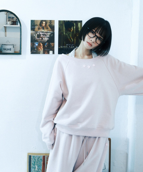 SIWEOL107(シウォル107)の「Crochet Sweat Pants (Baby Pink)(スウェットパンツ・レディース・ベビーピンク・FREE)」の4枚目の写真