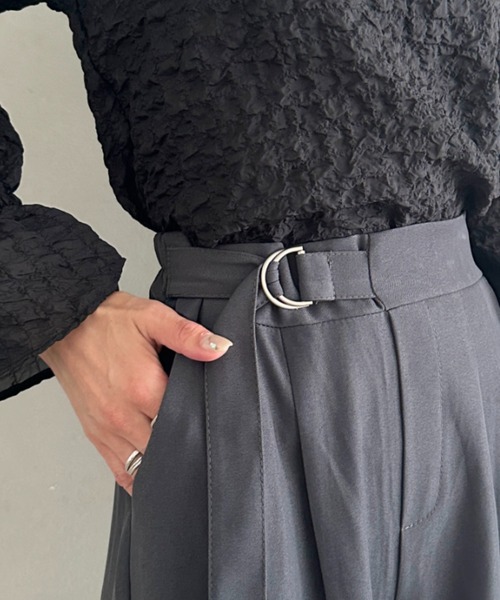 MYMOOD.(マイムード)の「丈感長めでシーズンレス♪ウエストベルトデザインストレートスラックスパンツ(スラックス・レディース・ブラック/ベージュ/グレー/アイボリー・FREE)」の16枚目の写真