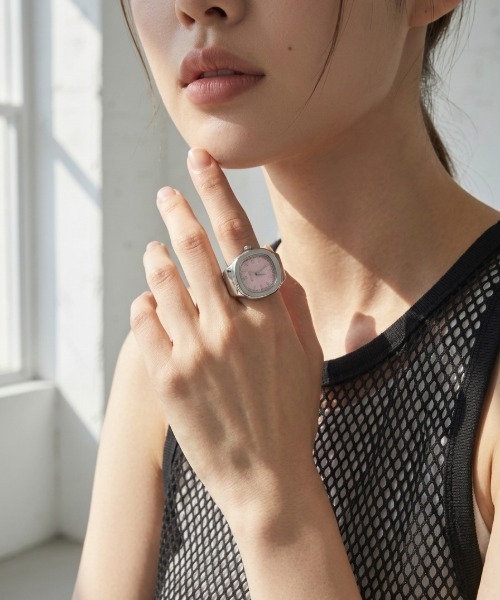 Burner(バーナー)の「【lux sea jewelry(ラックス・シー・ジュエリー)】時計指輪 ring watch lux-ring-9-6【RBTS】(リング・メンズ・その他31/その他29/ホワイト系その他/その他26/その他34/シルバー系その他2/ピンクゴールド/その他30/シルバー系その他3/その他28/シルバー系その他/ブラック系その他/A/その他27/その他35/B/その他33/その他32/その他4/その他6/その他1/その他14/その他2/その他19/その他15/その他3/その他7/その他22/K/その他5/その他9/その他24/L/その他12/M/N/G/その他8/その他16/I/その他10/その他17/その他11/P/その他13/その他18/C/R/その他25/D/Y/H/E/その他20/J/F/その他21/O/S/その他23/Q/T/X/その他/U/Z/V/W・フリー)」の9枚目の写真