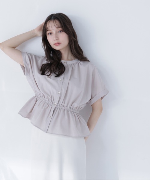 NATURAL BEAUTY BASIC(ナチュラルビューティーベーシック)の「追加生産【ちょうど、いい服】きゅっとふわっと。全部盛りブラウス(シャツ/ブラウス・レディース・ベージュ/ミント/ブルー/オフホワイト・フリ-)」の9枚目の写真