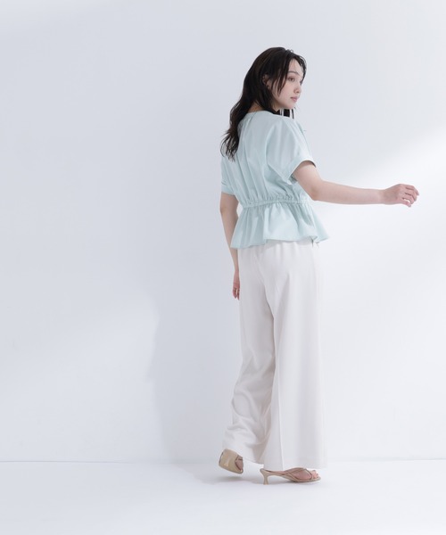 NATURAL BEAUTY BASIC(ナチュラルビューティーベーシック)の「追加生産【ちょうど、いい服】きゅっとふわっと。全部盛りブラウス(シャツ/ブラウス・レディース・ベージュ/ミント/ブルー/オフホワイト・フリ-)」の22枚目の写真