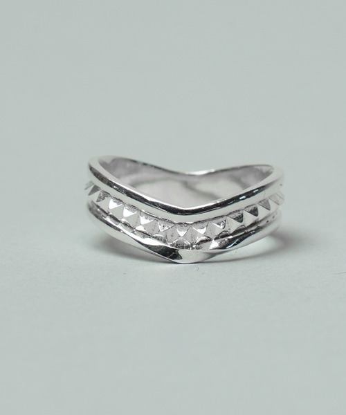 MAISON SPECIAL(メゾンスペシャル)の「《UNISEX》V-shape Triple Ring/Vシェイプ3連リング【MAISON SPECIAL/メゾンスペシャル】(リング・メンズ・シルバー・11/9/15 /13)」の3枚目の写真