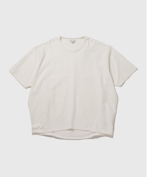 ADAM ET ROPE'(アダムエロペ)の「【MINUS】オーバーサイズTシャツ / 接触冷感 / 遮熱 / UVカット / 吸水拡散(Tシャツ/カットソー・メンズ・ネイビー/ホワイト/チャコールグレー/ブラック・L/M)」の2枚目の写真