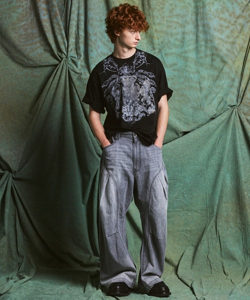 MAISON SPECIAL(メゾンスペシャル)の「《UNISEX》【Hypnose Association for MAISON SPECIAL】「SNAKE」Prime-Over Crew Neck Graphic T-Shirt/「スネーク」プライムオーバークルーネックグラフィックTシャツ【MAISON SPECIAL/メゾンスペシャル】(Tシャツ/カットソー・メンズ・ブラック・2/1/0)」の8枚目の写真