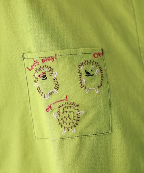 Emago(イマゴ)の「EMAGO カップ取り刺繍ワンピース 半袖(シャツワンピース・レディース・グリーン/ホワイト/スミクロ・FREE)」の18枚目の写真