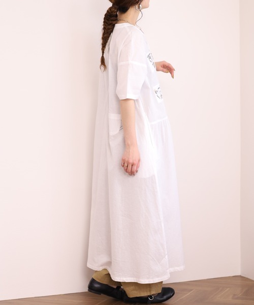 Emago(イマゴ)の「EMAGO カップ取り刺繍ワンピース 半袖(シャツワンピース・レディース・グリーン/ホワイト/スミクロ・FREE)」の9枚目の写真