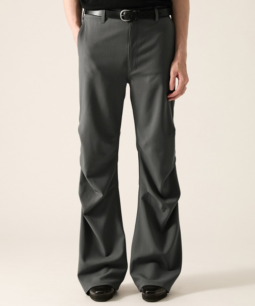 CLEL(クレイル)の「【CLEL】Grace Cloth 3D Tuck Flare Pants / グレイスクロス 3Dタックフレアパンツ(スラックス・メンズ・ダークウッド/グレー/ブラック・XS/S/M/L)」の11枚目の写真