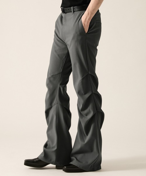 CLEL(クレイル)の「【CLEL】Grace Cloth 3D Tuck Flare Pants / グレイスクロス 3Dタックフレアパンツ(スラックス・メンズ・ダークウッド/グレー/ブラック・XS/S/M/L)」の15枚目の写真