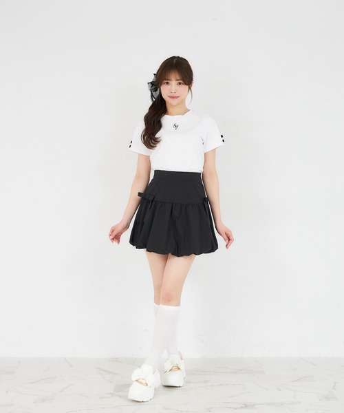 Suyunn(スユン)の「リボン付きストーン&パール装飾ロゴ刺繍入りTシャツ(Tシャツ/カットソー・レディース・ピンク/ホワイト・M)」の3枚目の写真