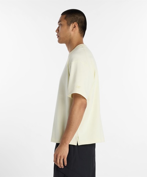 NEW BALANCE(ニューバランス)の「NB GREY プレミアムTシャツ(Tシャツ/カットソー・メンズ・モカ・X-LARGE/XX-LARGE/MEDIUM/LARGE/SMALL)」の2枚目の写真