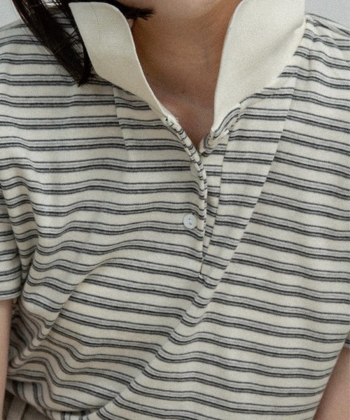 lawgy(ラウジー)の「two tone color half button border / ツートーンカラーハーフボタンボーダー(ポロシャツ・レディース・アイボリー/チャコールグレー/ライトグレー・FREE)」の9枚目の写真