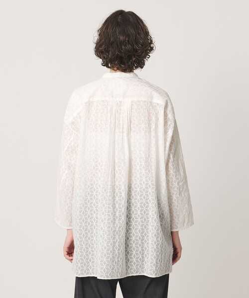 Pheeta(フィータ)の「<Pheeta>Christine ノーカラー シャツ / 016C-25(シャツ/ブラウス・レディース・ブラック/ホワイト・FREE)」の8枚目の写真