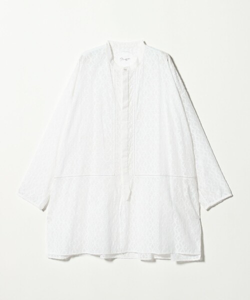 Pheeta(フィータ)の「<Pheeta>Christine ノーカラー シャツ / 016C-25(シャツ/ブラウス・レディース・ブラック/ホワイト・FREE)」の11枚目の写真
