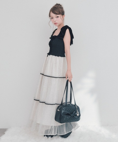 OLIVE des OLIVE（オリーブデオリーブ）の「リボン付ティアードキャミワンピ（ワンピース・レディース・ブラック/ブラウン/アイボリー・FREE）」の6枚目の写真