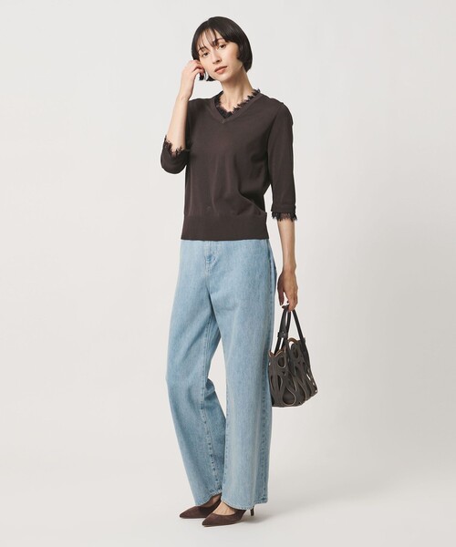 UNITED ARROWS(ユナイテッドアローズ)の「レースコンビ Vネックニット ‐ウォッシャブル‐(ニット/セーター・レディース・ブラック/ダークブラウン/ネイビー・FREE)」の6枚目の写真