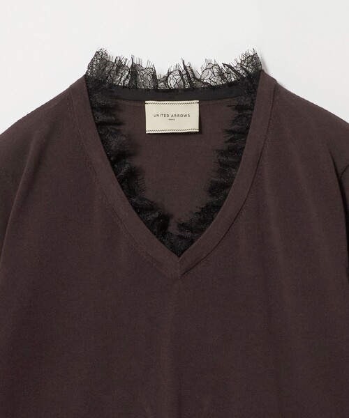 UNITED ARROWS(ユナイテッドアローズ)の「レースコンビ Vネックニット ‐ウォッシャブル‐(ニット/セーター・レディース・ブラック/ダークブラウン/ネイビー・FREE)」の17枚目の写真