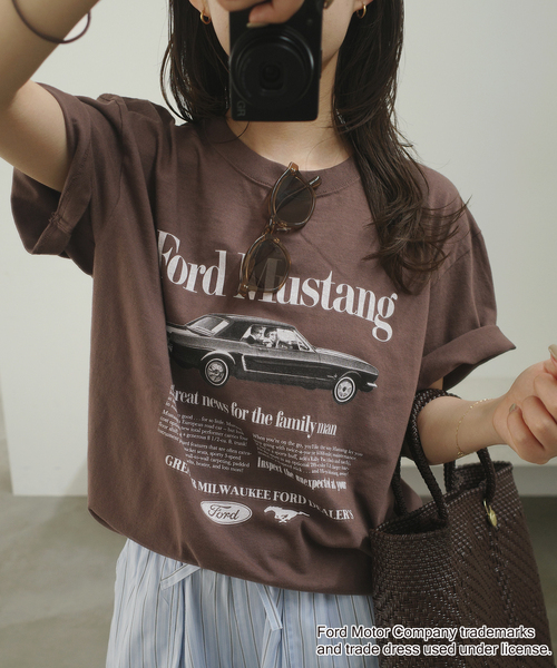 GOOD ROCK SPEED(グッドロックスピード)の「《追加》GOOD ROCK SPEED SLOBE別注 Mustang TEE(Tシャツ/カットソー・レディース・ホワイト/ブラウン・FREE)」の1枚目の写真