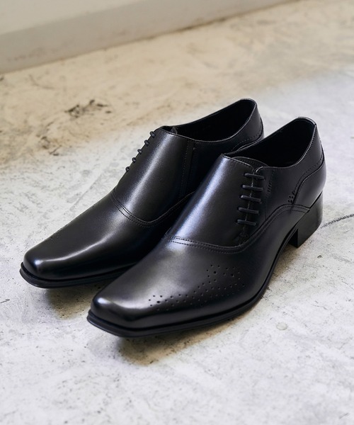 KATHARINE HAMNETT LONDON (キャサリンハムネットロンドン)の「KATHARINE HAMNETT LONDON/キャサリンハムネットロンドン 内羽根サイドレース本革シューズ(3937)(ドレスシューズ・メンズ・ブラック・27/26/26.5)」の1枚目の写真