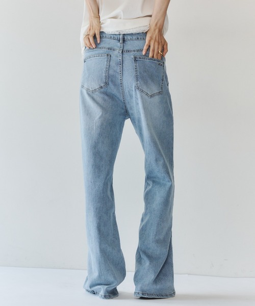 VION(ヴィオン)の「ストレッチストレートフレアデニム / Stretch Straight Flare Denim(デニムパンツ・レディース・ネイビー/ブルー・S/M)」の5枚目の写真