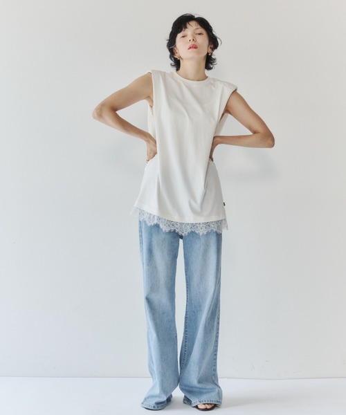 VION(ヴィオン)の「ストレッチストレートフレアデニム / Stretch Straight Flare Denim(デニムパンツ・レディース・ネイビー/ブルー・S/M)」の8枚目の写真