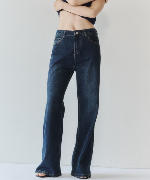 VION(ヴィオン)の「ストレッチストレートフレアデニム / Stretch Straight Flare Denim(デニムパンツ・レディース・ネイビー/ブルー・S/M)」の16枚目の写真