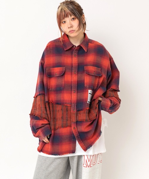RNA（アールエヌエー）の「B2998 パッチワークチェックシャツ（シャツ/ブラウス・レディース・ブラック/レッド/ブルー・MEDIUM）」の7枚目の写真
