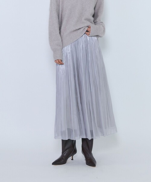 1er Arrondissement(プルミエアロンディスモン)の「グロッシーサテンプリーツスカート(スカート・レディース・ブラック/グレイッシュベージュ・38/36)」の1枚目の写真
