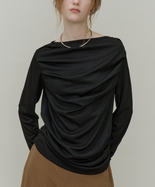 Plumel(プルメル)の「Front Drape Cat Pullover / フロントドレーププルオーバー(Tシャツ/カットソー・レディース・グレー/ブラウン/ブラック/オフホワイト・MEDIUM)」の2枚目の写真