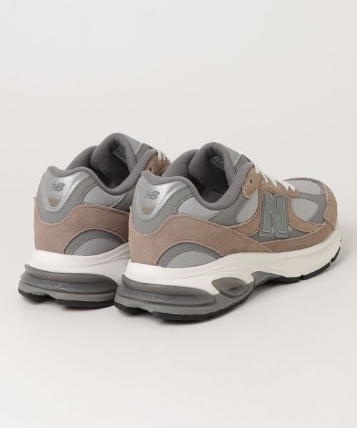 NEW BALANCE(ニューバランス)の「Abzorb 2010(スニーカー・メンズ・ライトブラウン・25.0cm/25.5cm/26.0cm/26.5cm/30.0cm/29.0cm/28.5cm/28.0cm/24.5cm/24.0cm/23.5cm/23.0cm/22.5cm/22.0cm/27.0cm/27.5cm)」の4枚目の写真