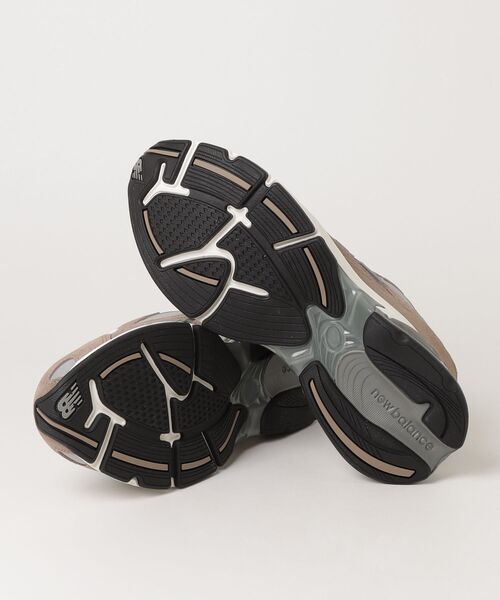 NEW BALANCE(ニューバランス)の「Abzorb 2010(スニーカー・メンズ・ライトブラウン・25.0cm/25.5cm/26.0cm/26.5cm/30.0cm/29.0cm/28.5cm/28.0cm/24.5cm/24.0cm/23.5cm/23.0cm/22.5cm/22.0cm/27.0cm/27.5cm)」の5枚目の写真