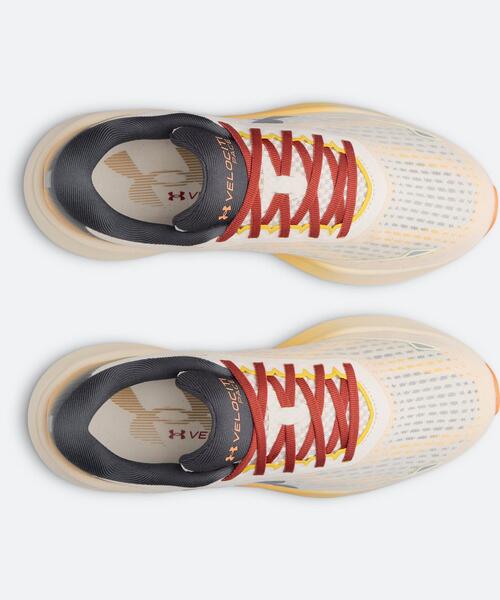 UNDER ARMOUR(アンダーアーマー)の「UAベロシティ ペース(ランニング/メンズ)(スニーカー・メンズ・ベージュ・25.5cm/27.0cm/26.5cm/27.5cm/28.5cm/25.0cm/29.0cm/26.0cm/28.0cm/30.0cm)」の3枚目の写真