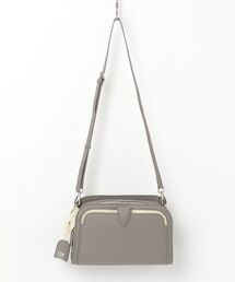 【NATURAL BEAUTY BAG & WALLET】リリアーナ ショルダーバッグ チャーム付き オンオフ対応
