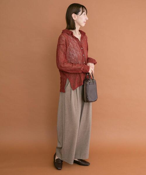 ITEMS URBANRESEARCH(アイテムズ アーバンリサーチ)の「襟付きレースシャツ(シャツ/ブラウス・レディース・ブラック/ボルドー/オフホワイト・FREE)」の15枚目の写真