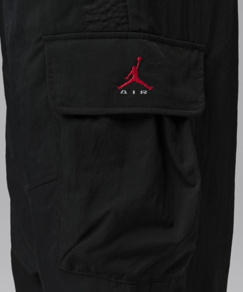 JORDAN BRAND(ジョーダンブランド)の「ジョーダン ブルックリン メンズ ウーブン カーゴ パンツ / Jordan Brooklyn Men's Woven Cargo Pants IM9818-321 Night Forest(カーゴパンツ・メンズ・グリーン系その他2・XL)」の4枚目の写真