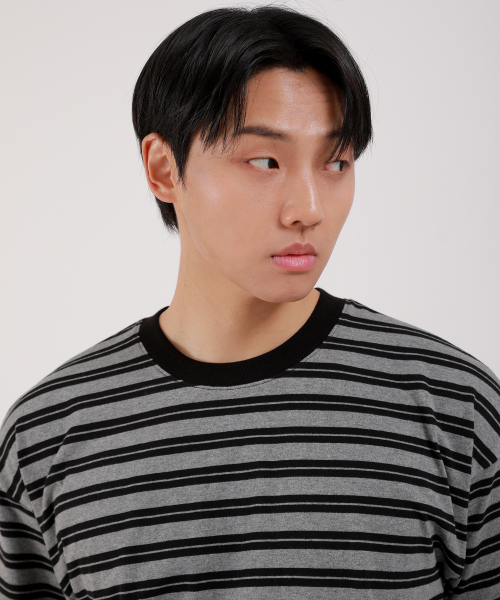 DEVELOVE（デヴローブ）の「ダブルストライプラウンド半袖Tシャツ_ブラック（Tシャツ/カットソー・メンズ・ブラック・MEDIUM/LARGE/X-LARGE/XX-LARGE）」の3枚目の写真