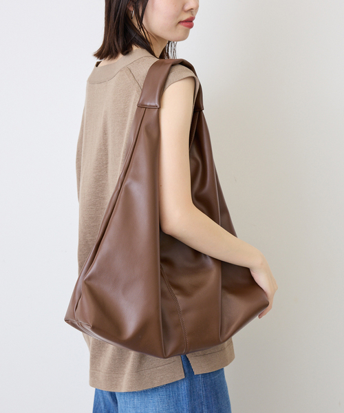 SLOBE IENA(スローブイエナ)の「《追加12》SLOBE トライアングルBAG(トートバッグ・レディース・ブラウン系その他/ブラック・FREE)」の21枚目の写真
