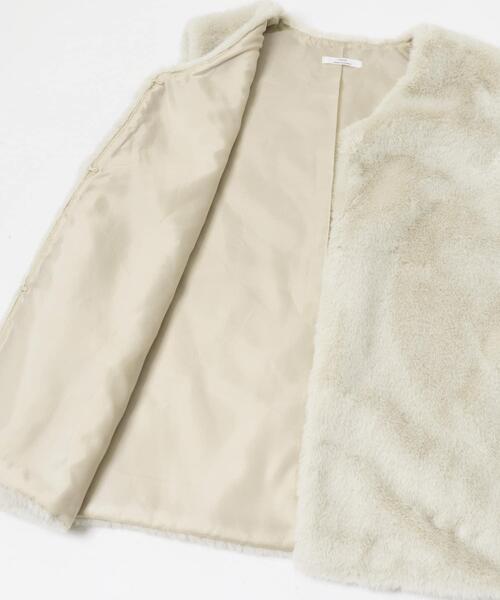 ITEMS URBANRESEARCH(アイテムズ アーバンリサーチ)の「ミンクタッチフェイクファージレ(ダウンベスト・レディース・アイボリー/ライトブラウン・FREE)」の8枚目の写真