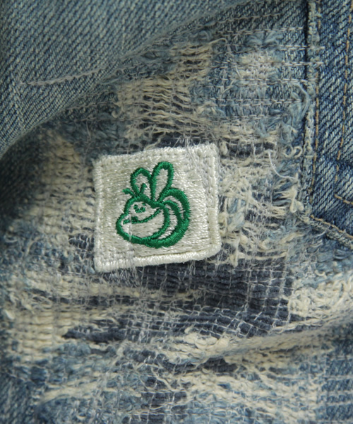 HYSTERIC GLAMOUR（ヒステリックグラマー）の「NOBU REMAKE加工デニム7分丈スリムPT*（デニムパンツ・レディース・インディゴブルー/ライトインディゴブルー・XX-SMALL/X-SMALL/SMALL/MEDIUM）」の14枚目の写真