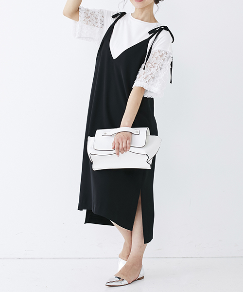 IEDIT(イディット)の「IEDIT 1枚で着こなしの幅が広がる 涼やかとろみリボンストラップワンピース<ブラック>(ワンピース・レディース・ブラック・LARGE/SMALL/MEDIUM)」の1枚目の写真