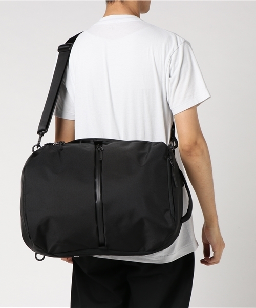 Aer（エアー）の「◇Aer / エアー FLIGHT PACK（バックパック/リュック・メンズ・ブラック/チャコールグレー・FREE）」の13枚目の写真