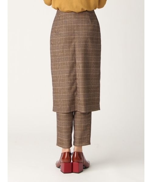 MURUA(ムルーア)の「カバースカート付テーパードパンツ(その他パンツ・レディース・ブラック/キャメル/その他2・1/2)」の7枚目の写真