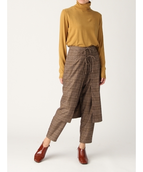 MURUA(ムルーア)の「カバースカート付テーパードパンツ(その他パンツ・レディース・ブラック/キャメル/その他2・1/2)」の19枚目の写真