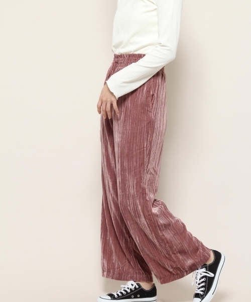 PAGEBOY(ページボーイ)の「ベロアワイドパンツ(その他パンツ・レディース・ブラック/ネイビー/ピンク・FREE)」の13枚目の写真