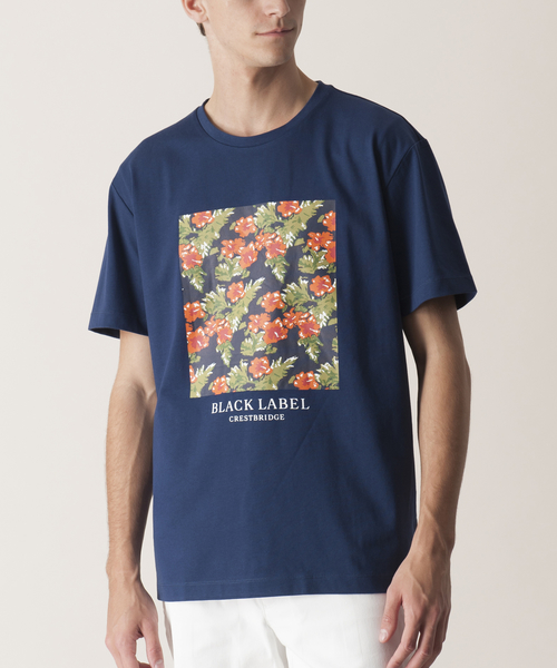 BLACK LABEL CRESTBRIDGE（ブラックレーベル・クレストブリッジ）の「ボックストロピカルプリントT（Tシャツ/カットソー・メンズ・オフホワイト/ネイビー・L/M）」の2枚目の写真