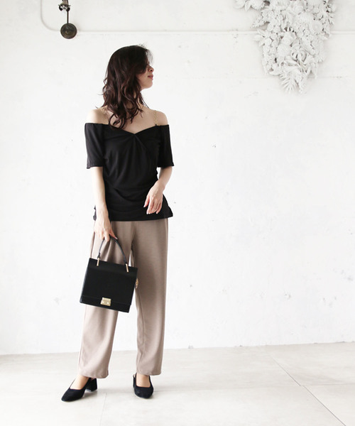 cawaii（カワイイ）の「サークルストラップのオフショルダートップス（Tシャツ/カットソー・レディース・ブラック・FREE）」の9枚目の写真